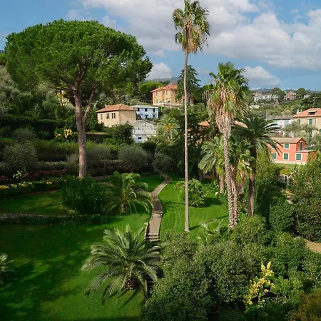 מלון Grand Miramare