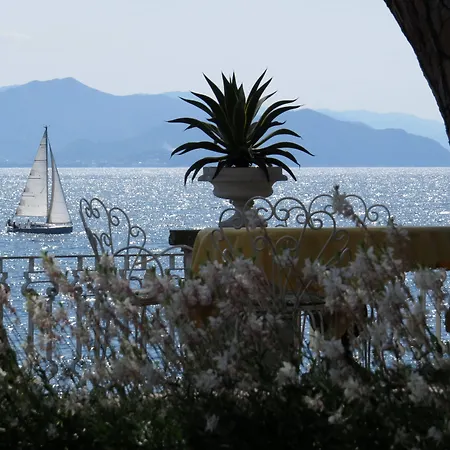Grand Miramare