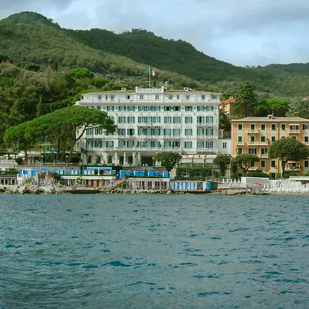 Ξενοδοχείο Grand Miramare 5*